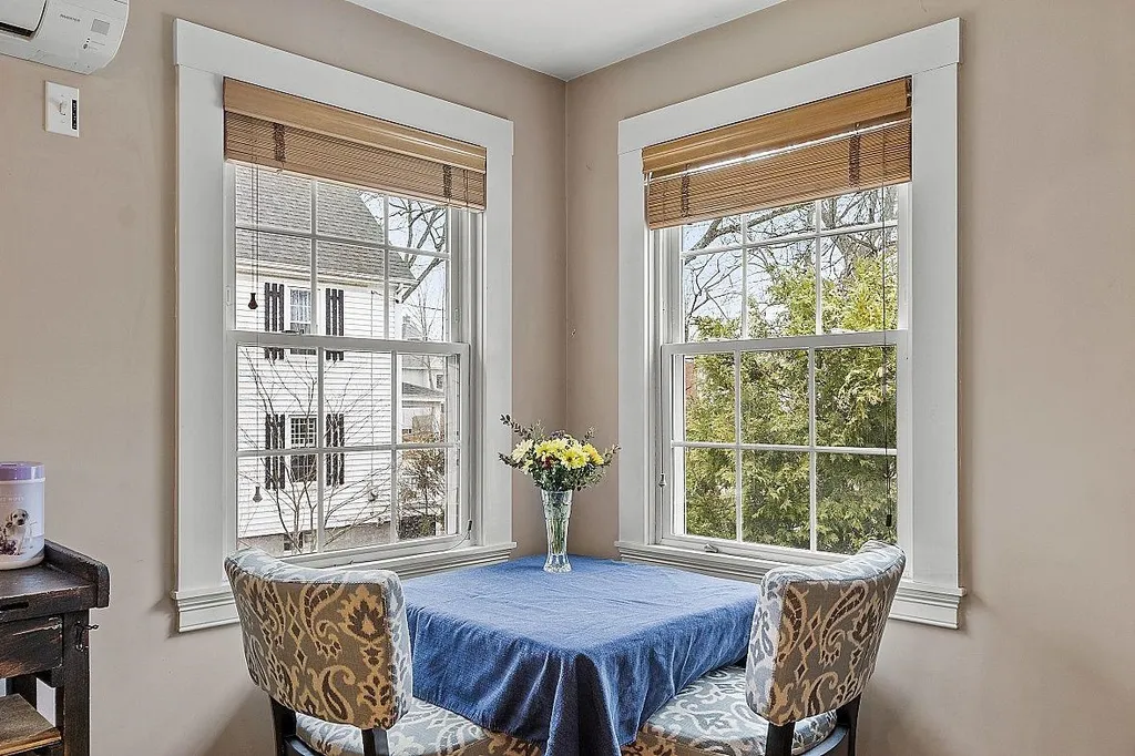 159 Woodbury Avenue Portsmouth NH 03801