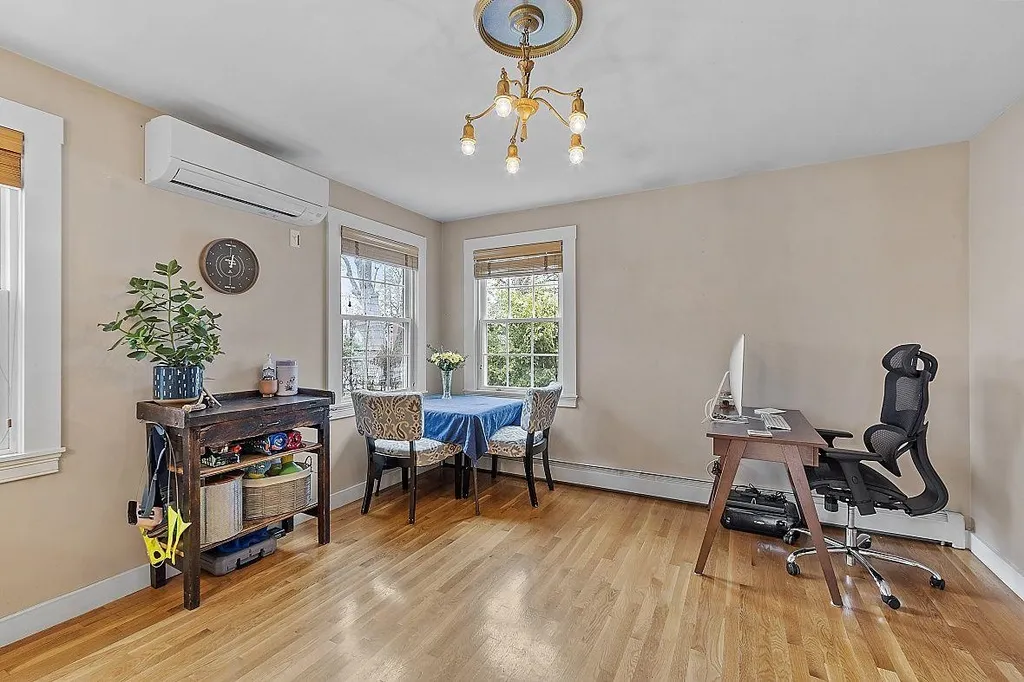 159 Woodbury Avenue Portsmouth NH 03801