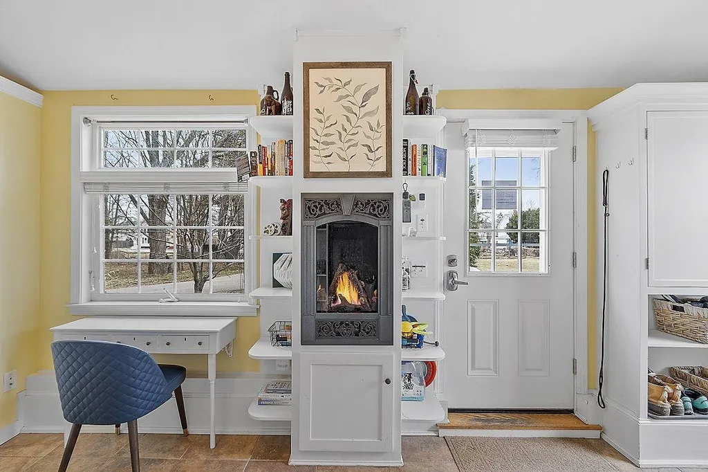 159 Woodbury Avenue Portsmouth NH 03801