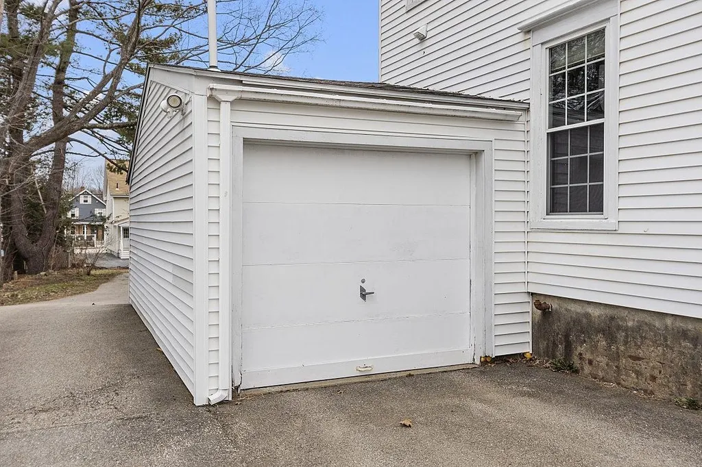 159 Woodbury Avenue Portsmouth NH 03801