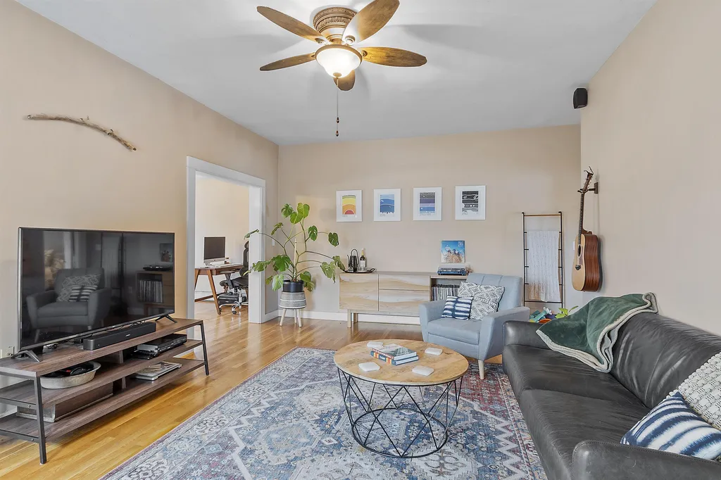 159 Woodbury Avenue Portsmouth NH 03801