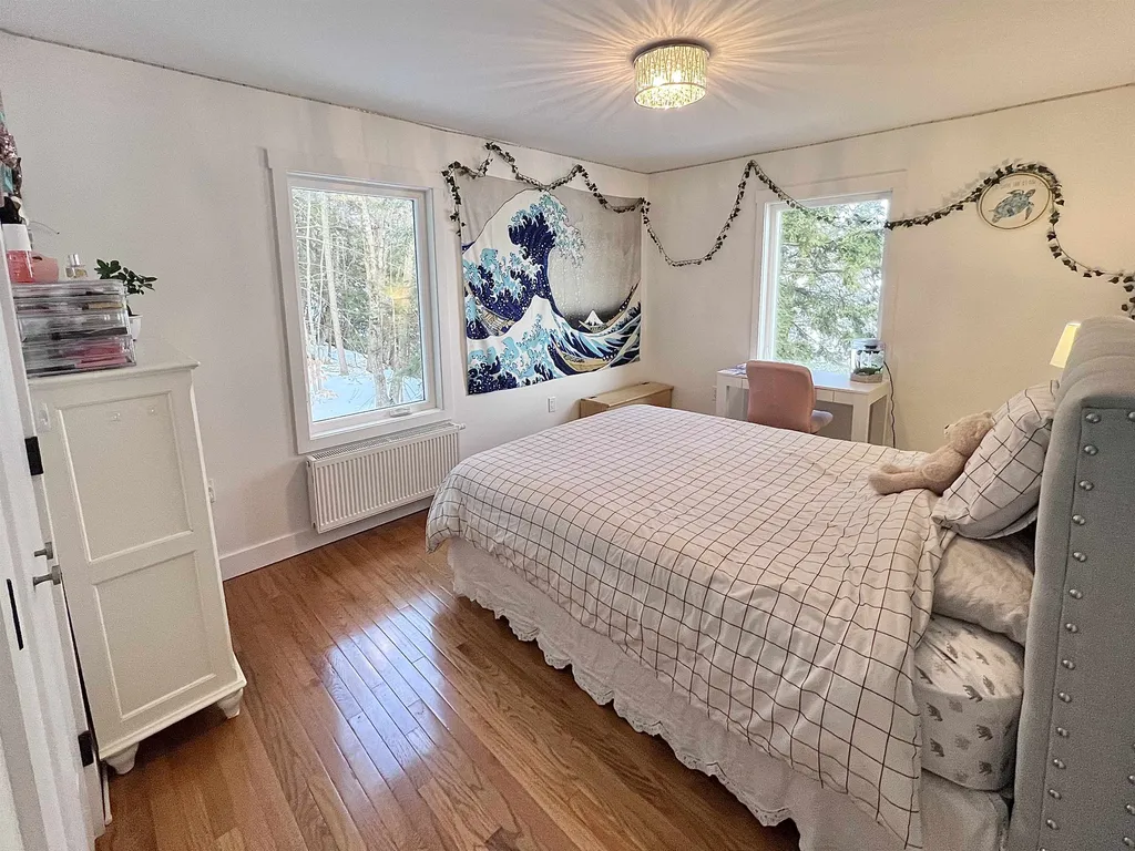 7 Oak Lane Hebron NH 03241