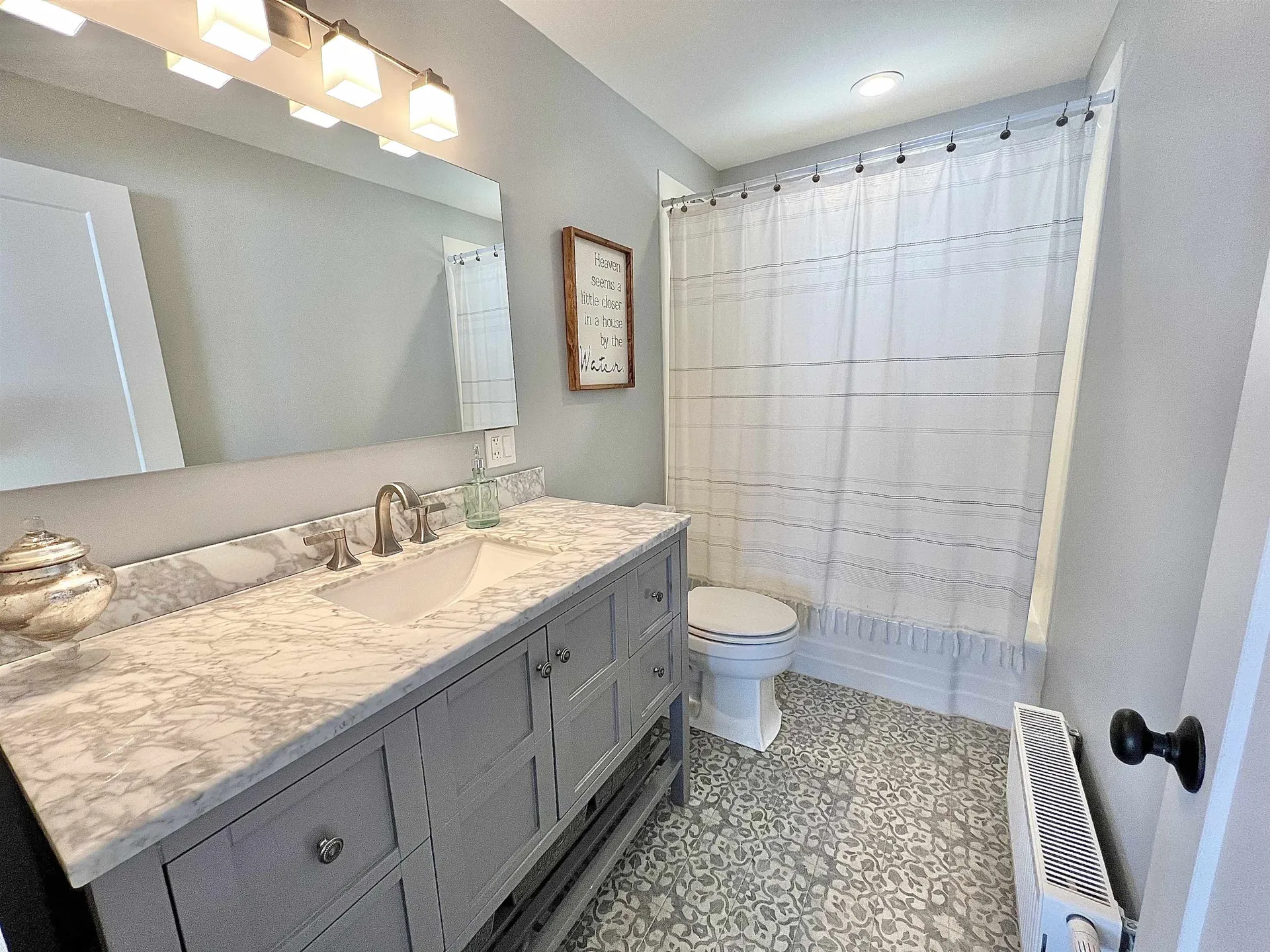 7 Oak Lane Hebron NH 03241