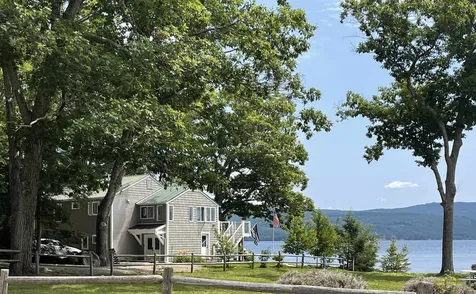 7 Oak Lane Hebron NH 03241