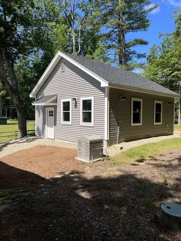 7 Oak Lane Hebron NH 03241