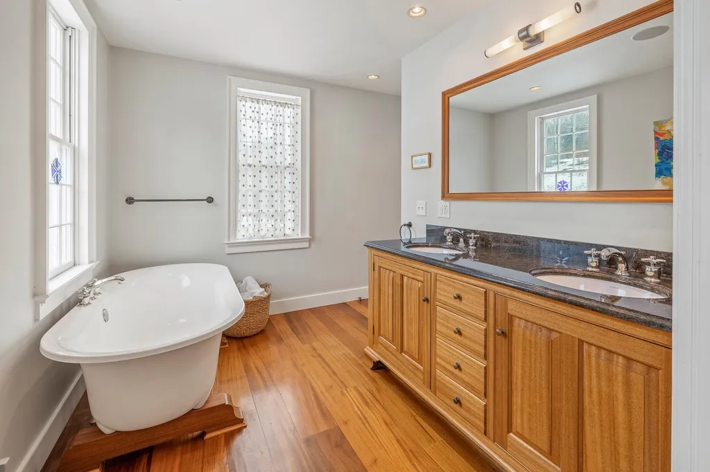 529 Kerwin Hill Road Norwich VT 05055