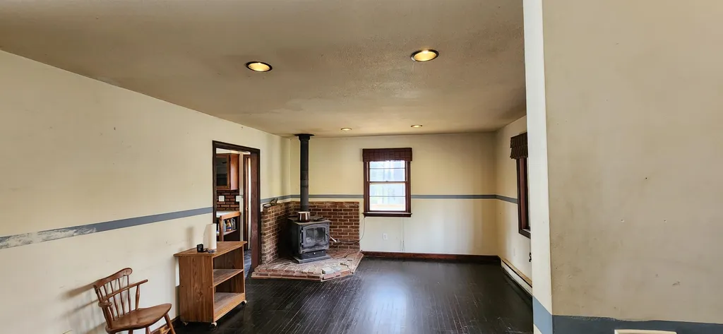 4 Tara Hill Lane Hinsdale NH 03451