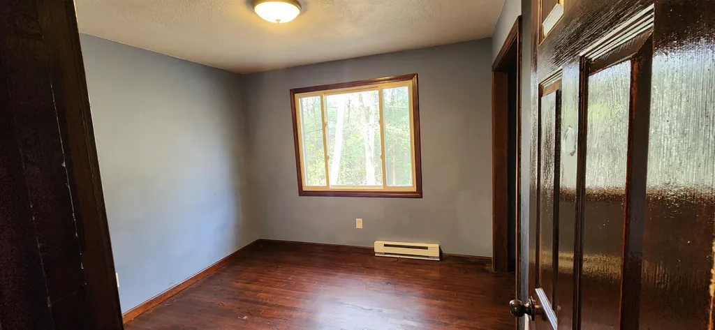 4 Tara Hill Lane Hinsdale NH 03451