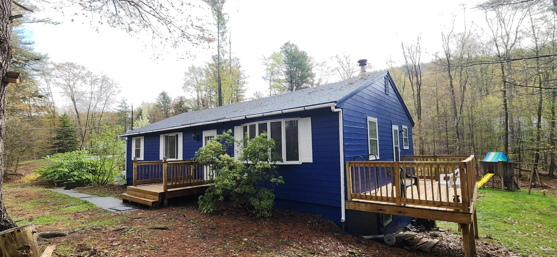 4 Tara Hill Lane Hinsdale NH 03451