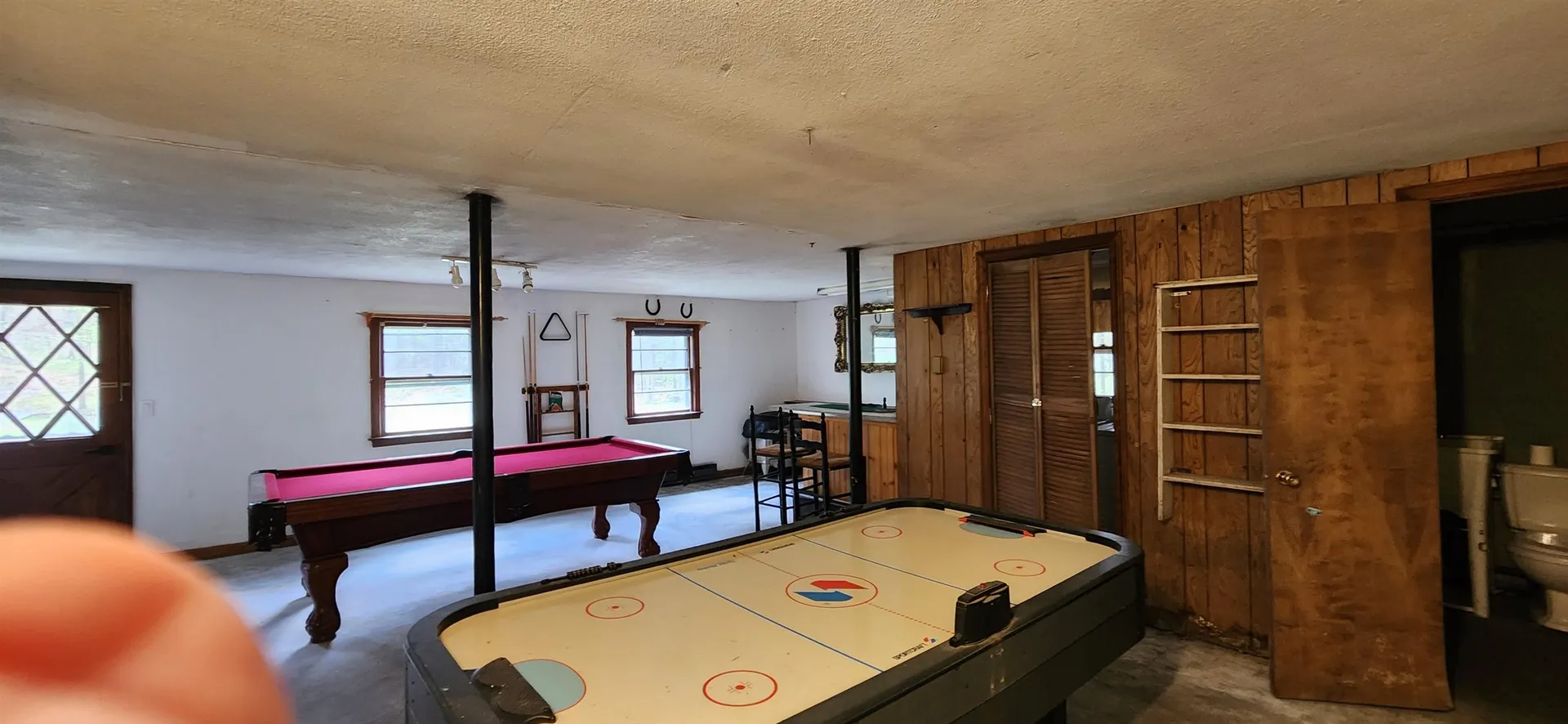 4 Tara Hill Lane Hinsdale NH 03451