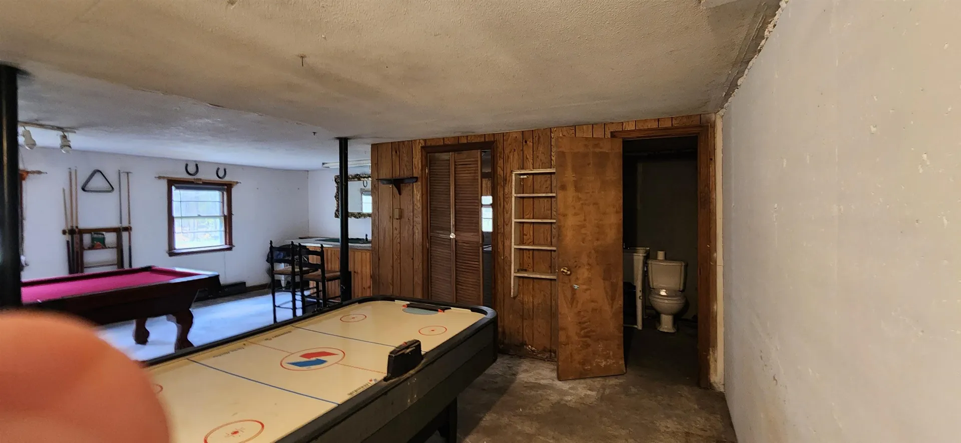 4 Tara Hill Lane Hinsdale NH 03451