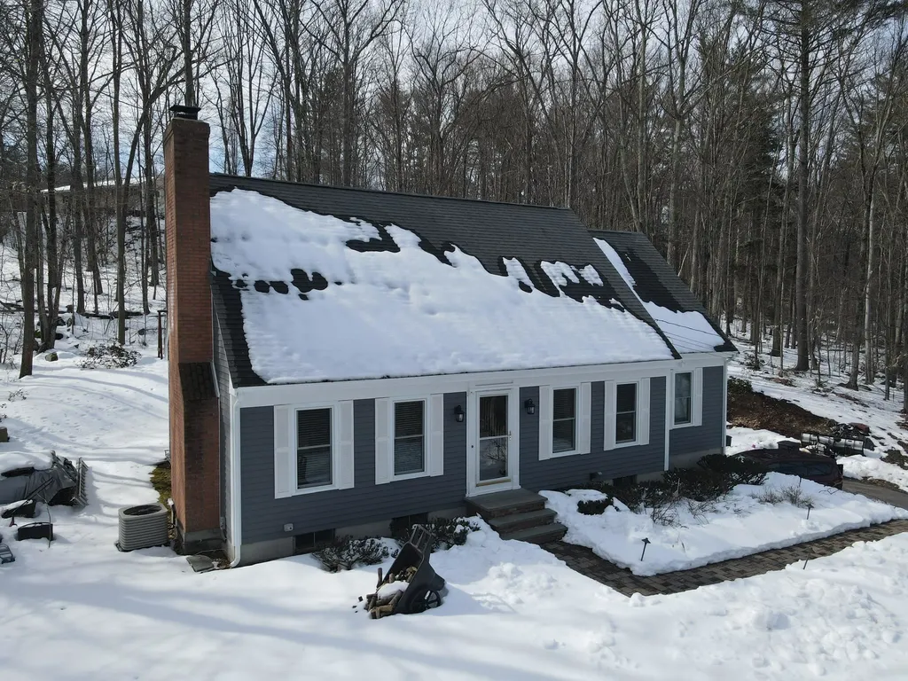 29 Fairlane Drive Bedford NH 03110