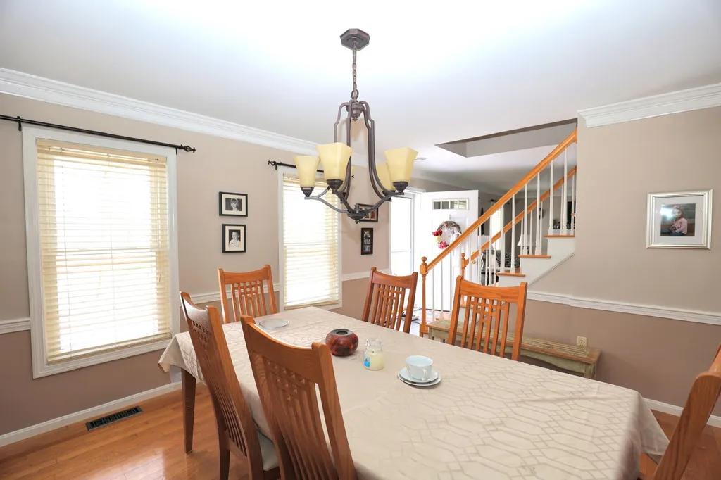 29 Fairlane Drive Bedford NH 03110