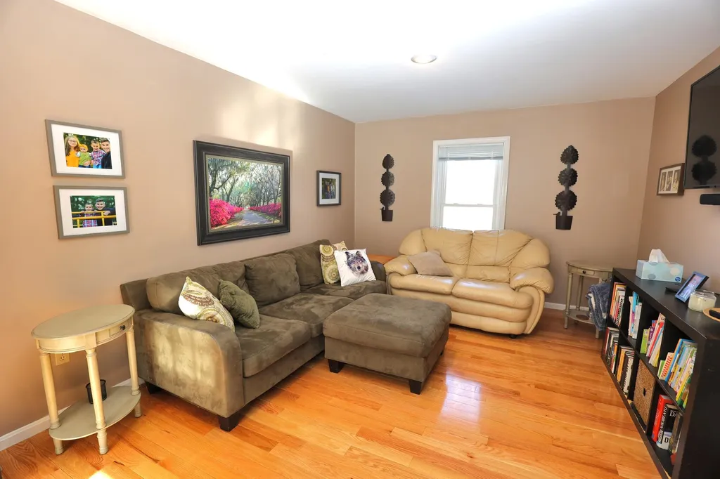 29 Fairlane Drive Bedford NH 03110