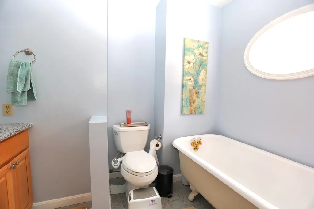29 Fairlane Drive Bedford NH 03110