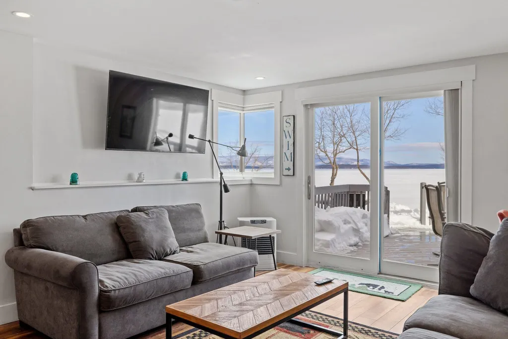 2696 Lake Shore Road Gilford NH 03249