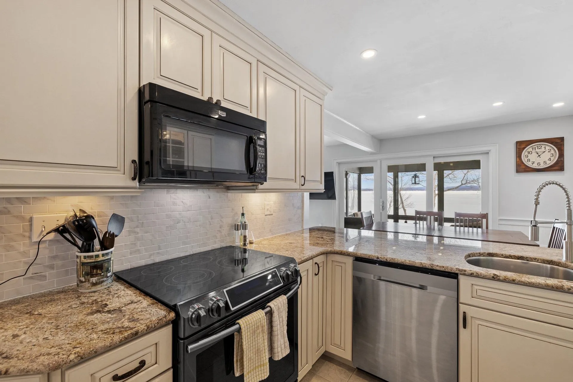 2696 Lake Shore Road Gilford NH 03249
