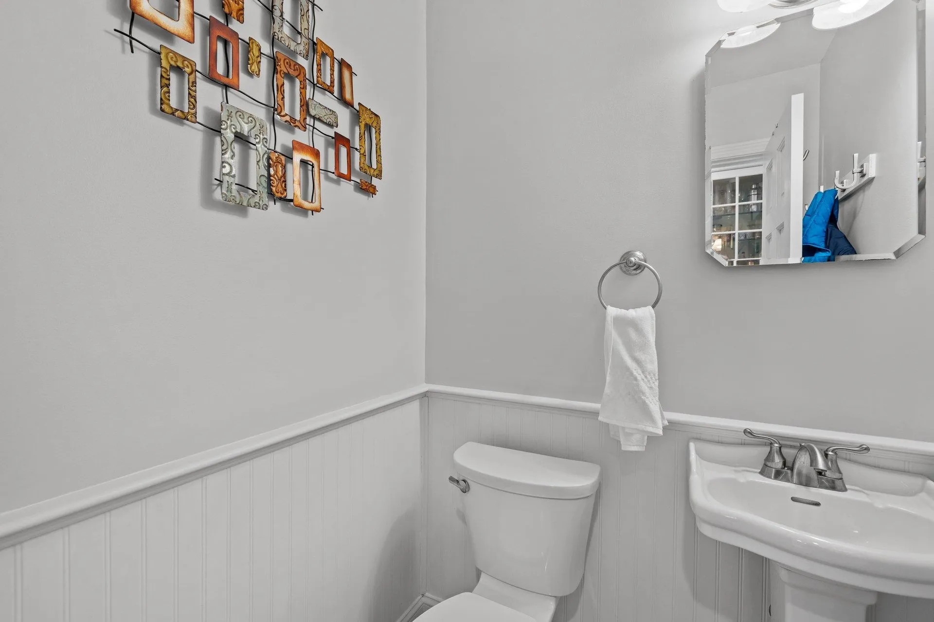 2696 Lake Shore Road Gilford NH 03249