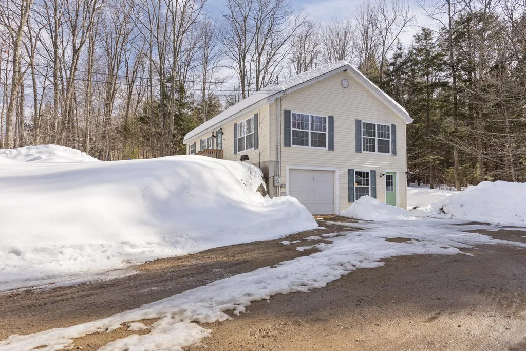 140 Burns Hill Road Alexandria NH 03222