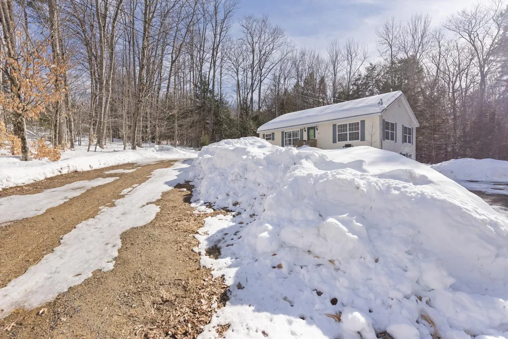 140 Burns Hill Road Alexandria NH 03222