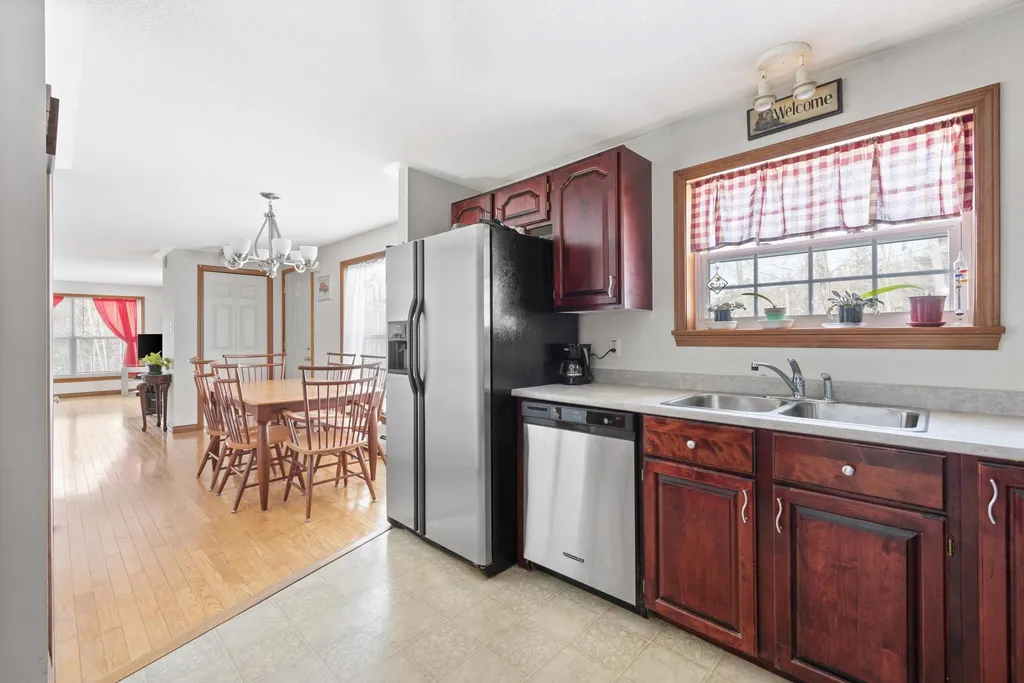 140 Burns Hill Road Alexandria NH 03222