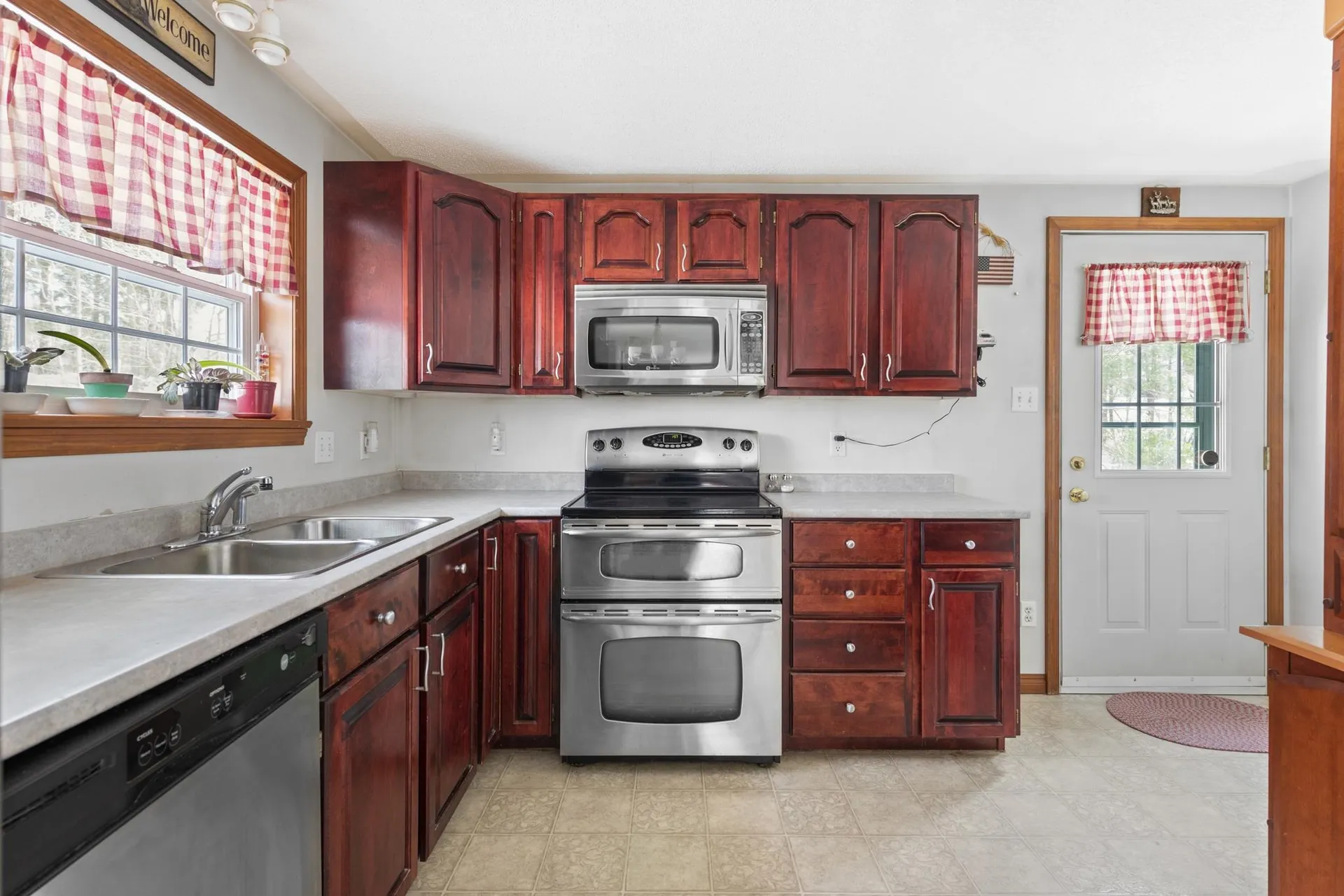 140 Burns Hill Road Alexandria NH 03222