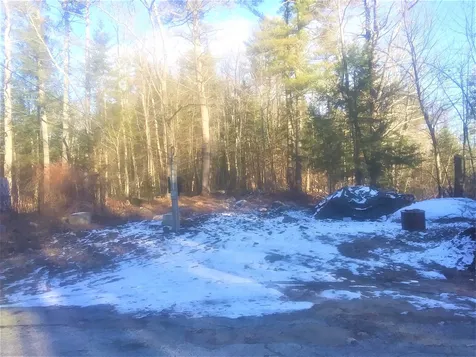 51 Dore Street Ossipee NH 03814