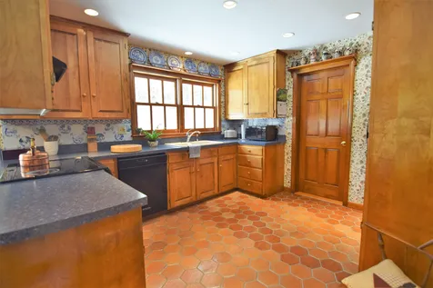 130 Pine Ridge Road Sunapee NH 03782