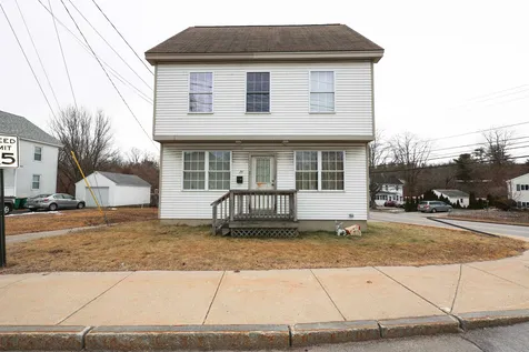 29 Pickering Road Rochester NH 03839