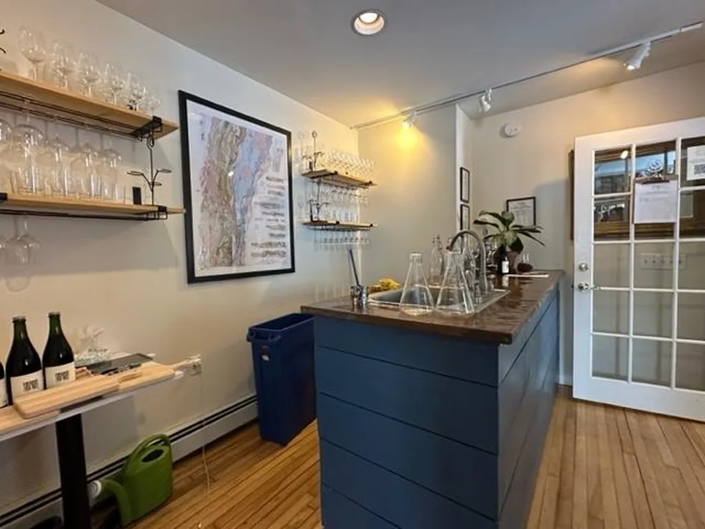 105 Main Street Cambridge VT 05464