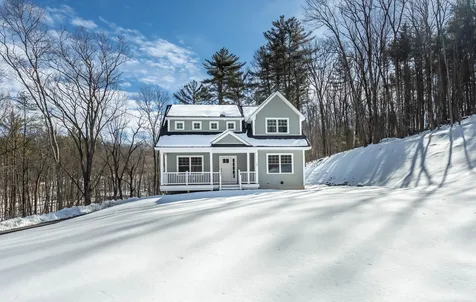 133 Odell Road Sandown NH 03873