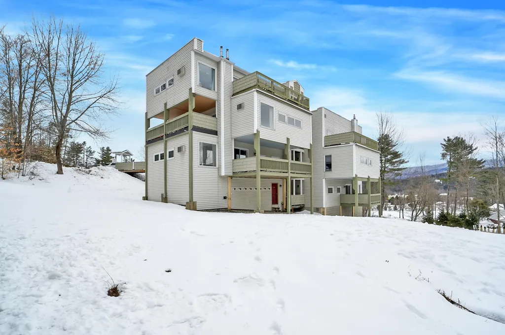 197 Mountainside Drive Stowe VT 05672