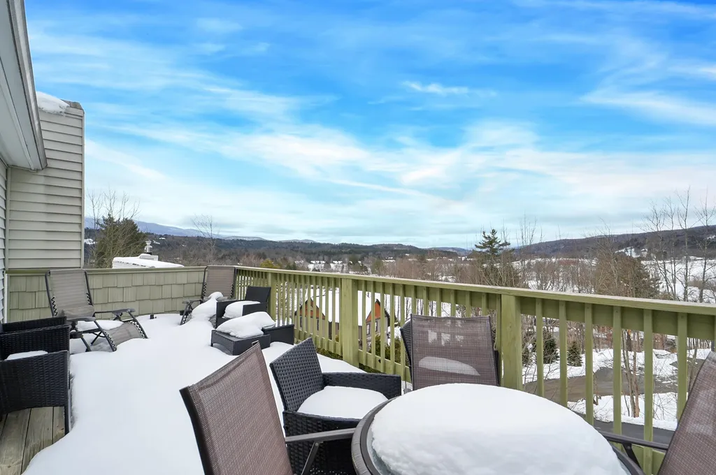 197 Mountainside Drive Stowe VT 05672