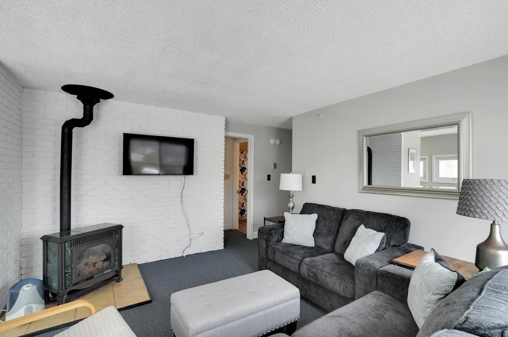 197 Mountainside Drive Stowe VT 05672