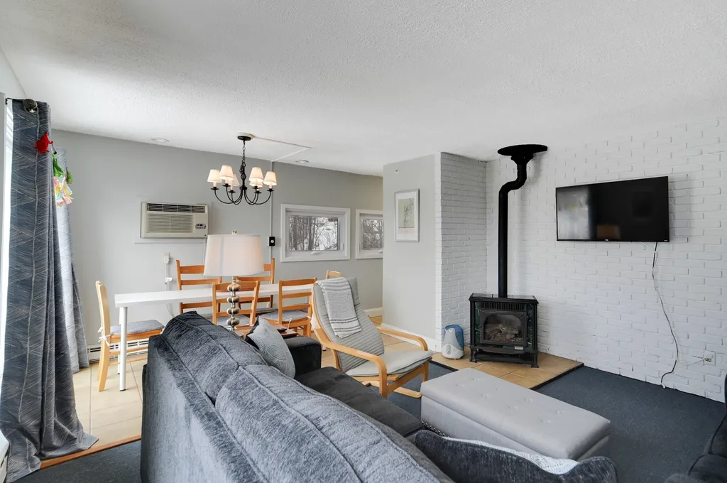 197 Mountainside Drive Stowe VT 05672