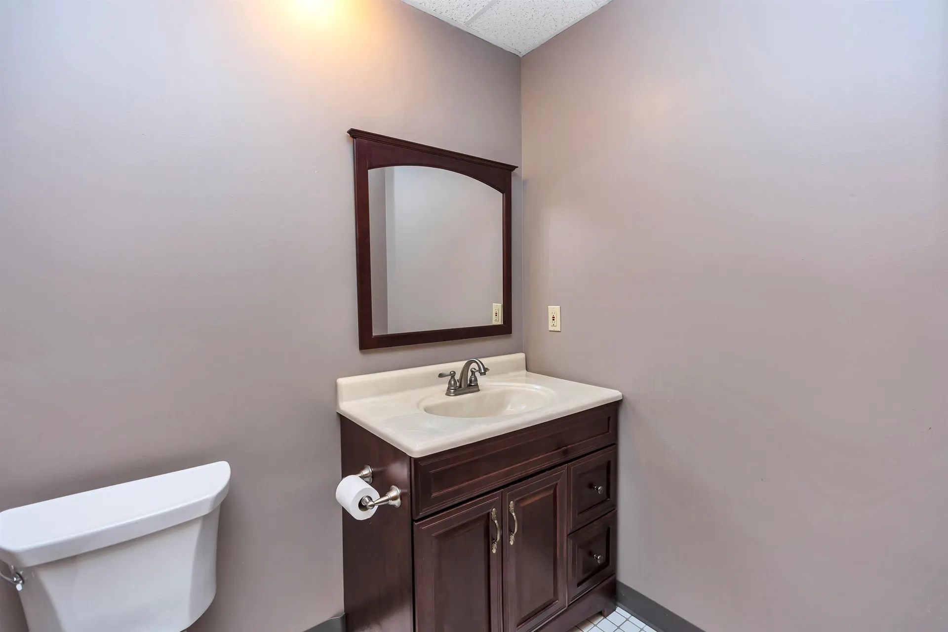 1 Overlook Drive Amherst NH 03031
