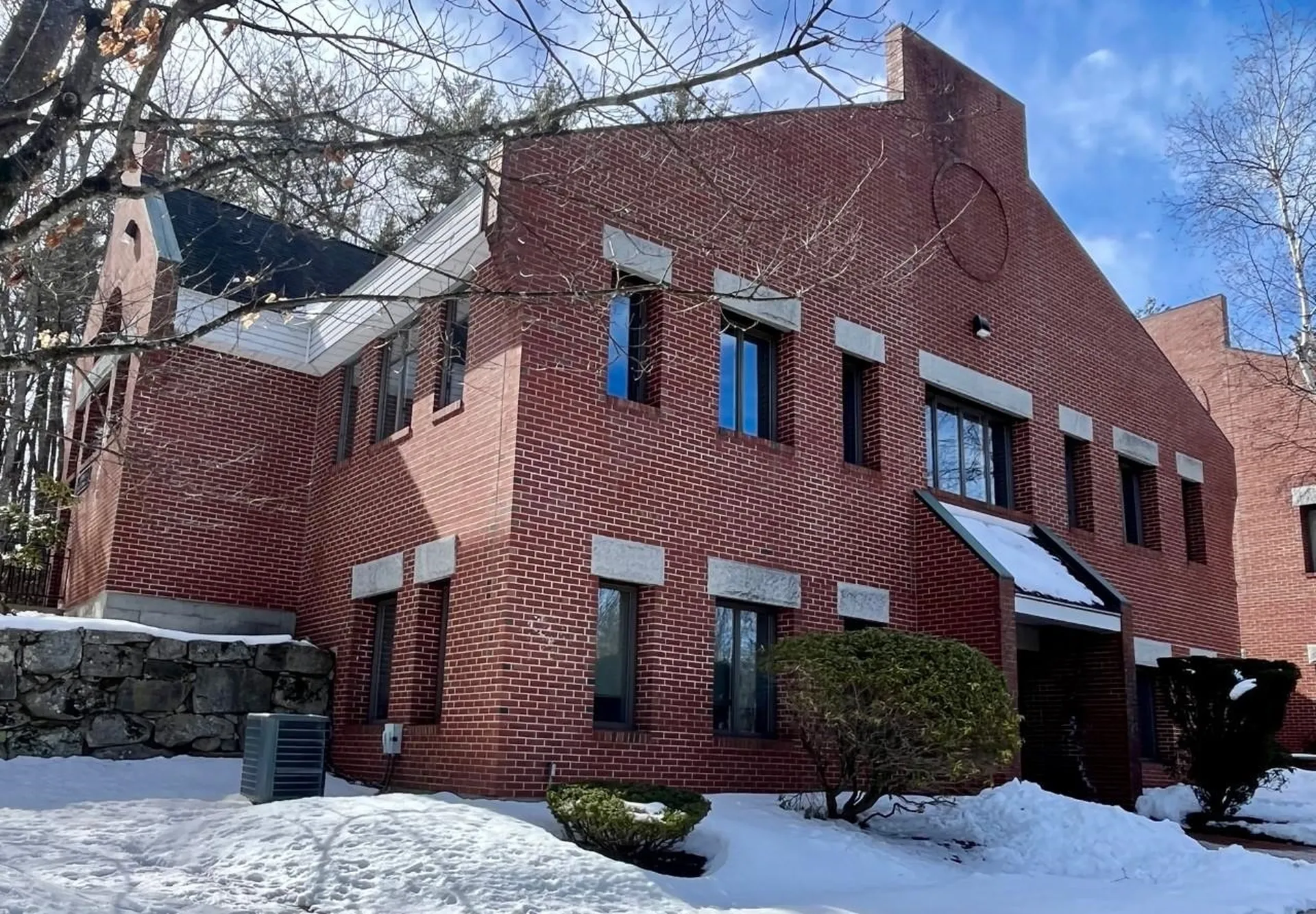 1 Overlook Drive Amherst NH 03031