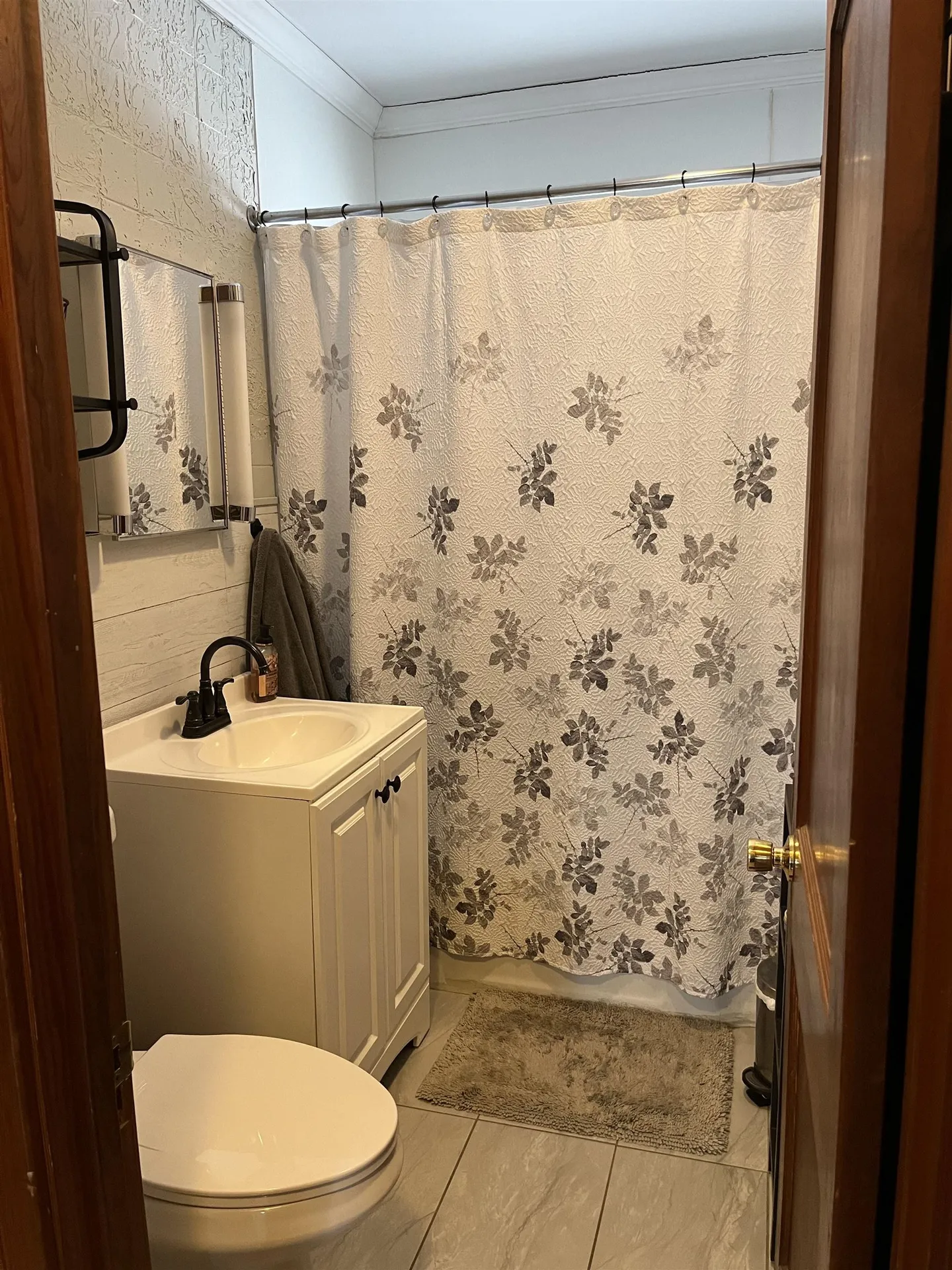 27 Mann Court Claremont NH 03743