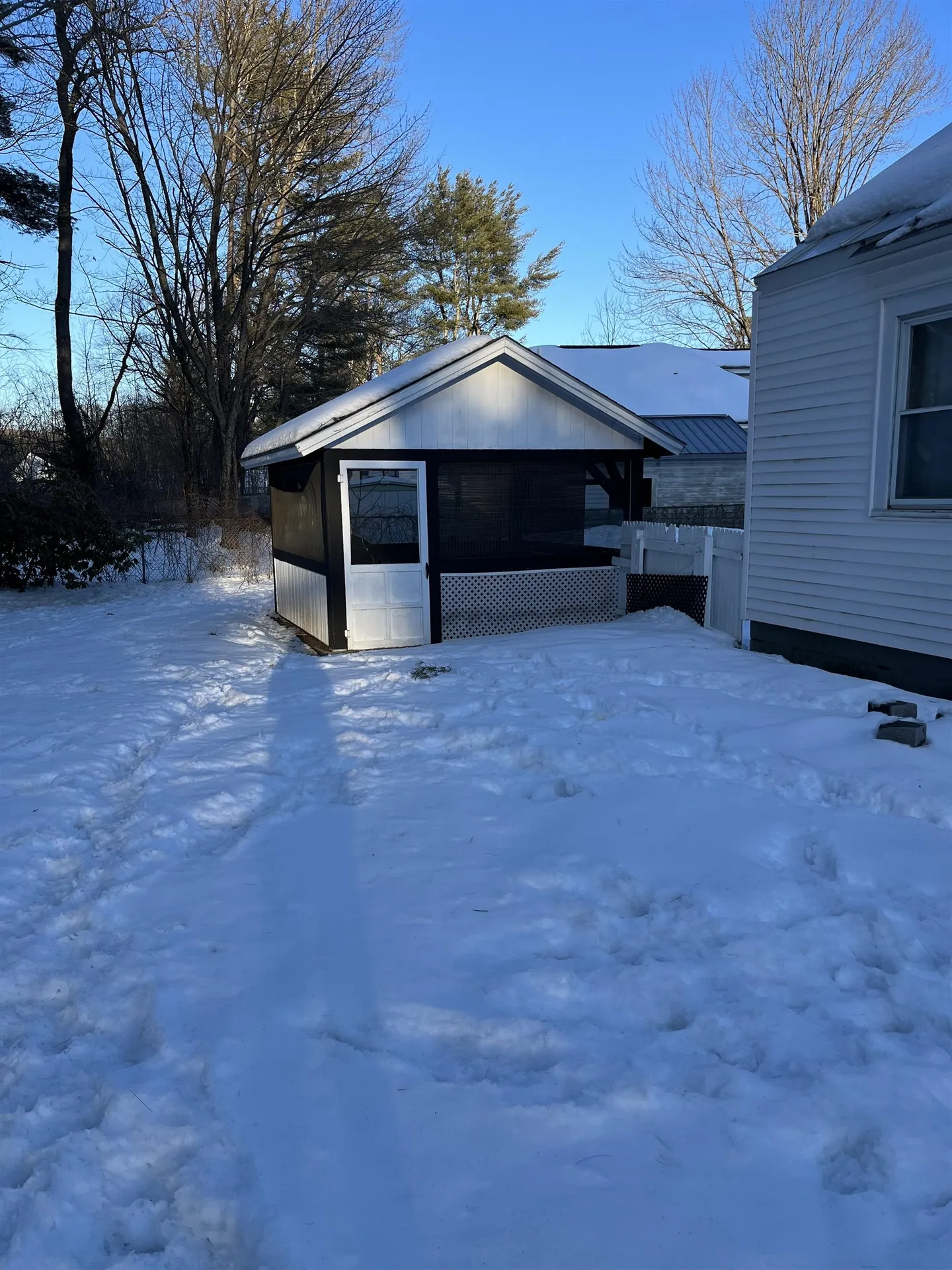 27 Mann Court Claremont NH 03743