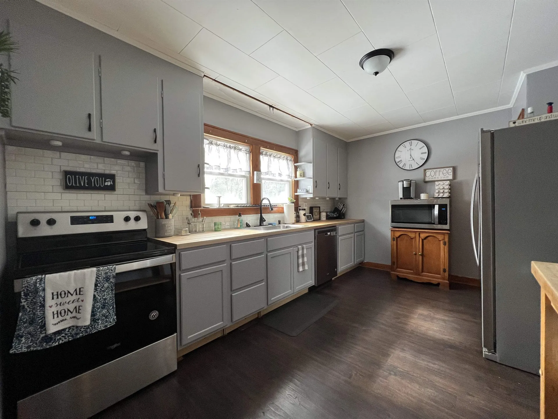 27 Mann Court Claremont NH 03743