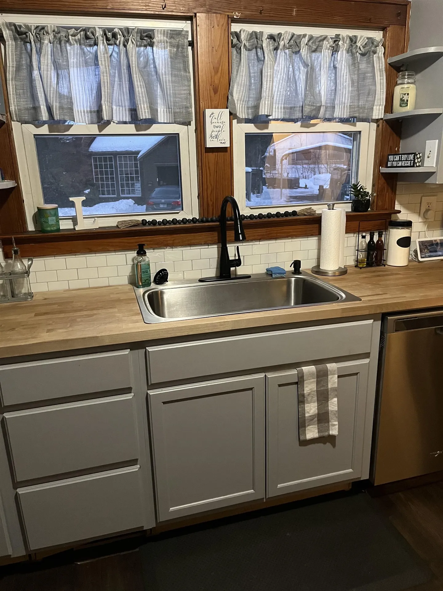 27 Mann Court Claremont NH 03743