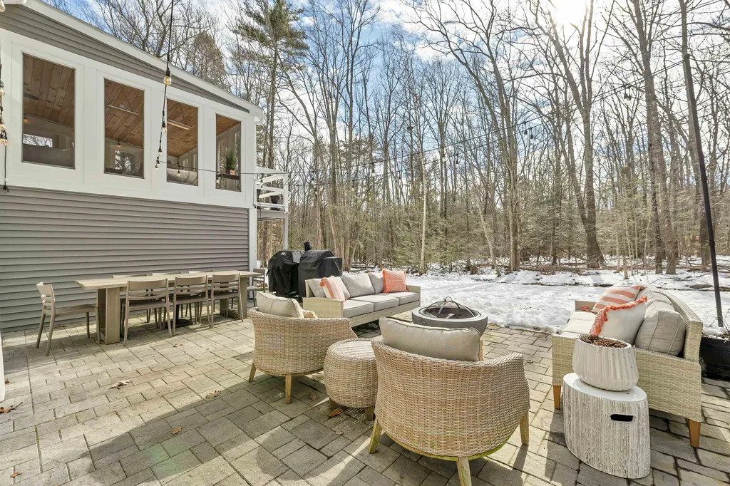 11 Forest Drive Hampton NH 03842