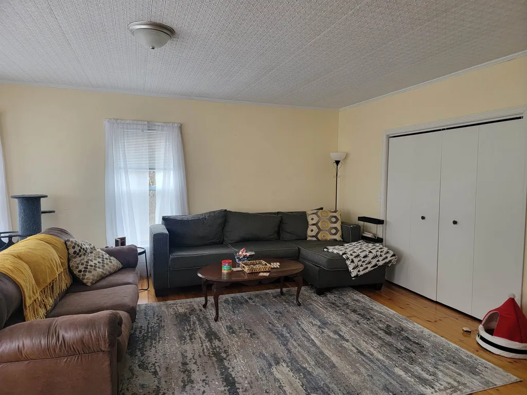 16 Prospect Street Tilton NH 03276