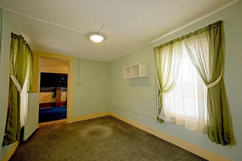 5 Temple Place Nashua NH 03060-3424
