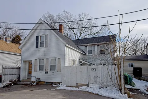 5 Temple Place Nashua NH 03060-3424