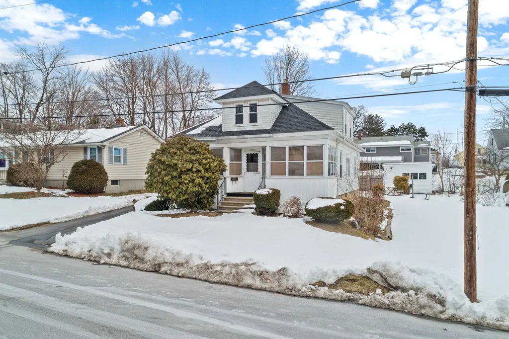 155 Grand Avenue Manchester NH 03109
