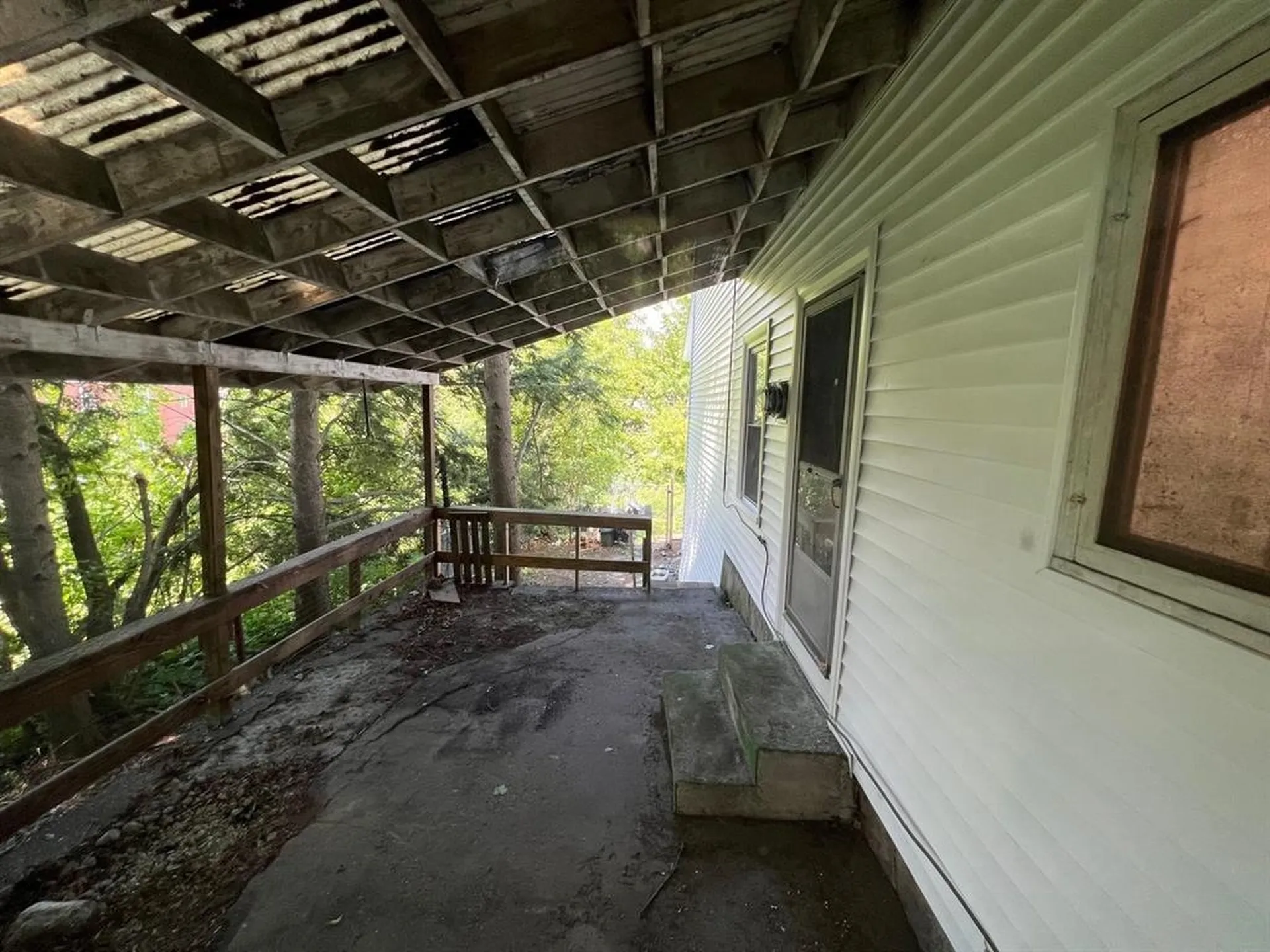 33 Maple Street Lebanon NH 03784