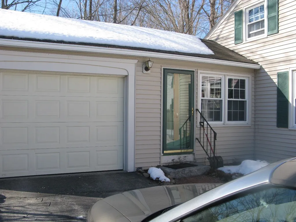 10 Camp Road Hopkinton NH 03229