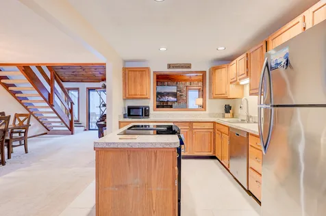 141 Stonehurst Manor Road Conway NH 03860