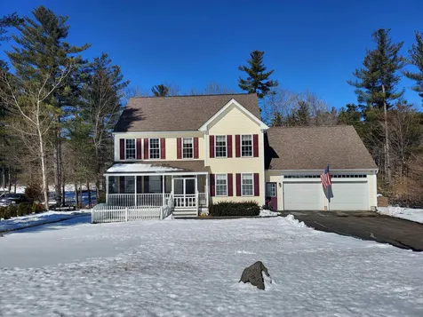 27 Kenwood Drive Newton NH 03858